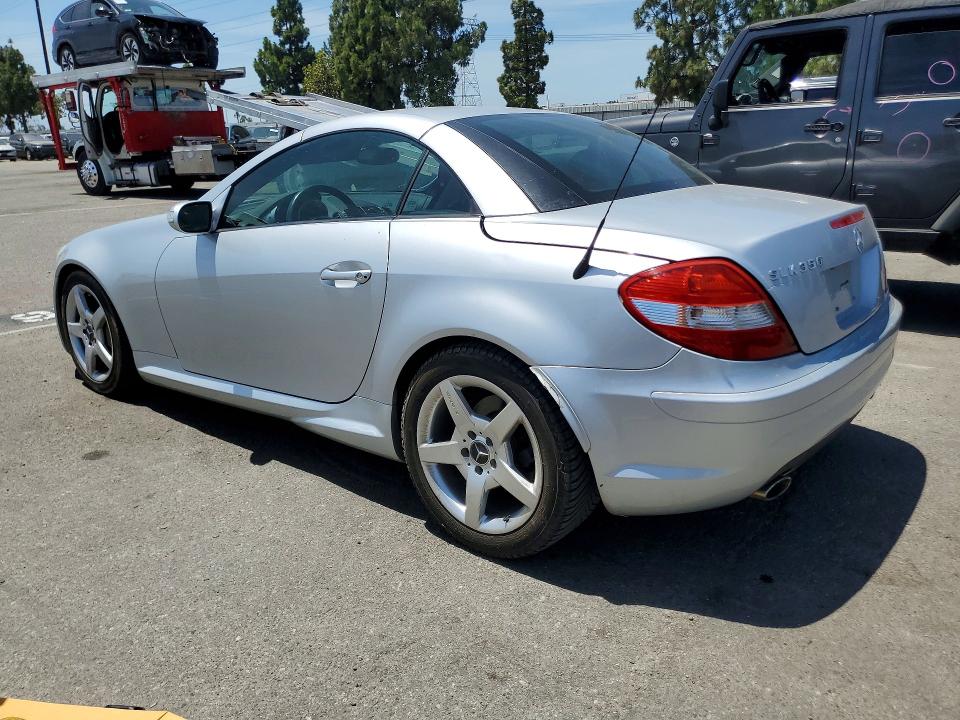 2005 Mercedes-benz Slk-class VIN WDBWK56F15F061177 COPART salvage auction — FRONT END, HI - DIS/DLR/EXP ONLY CLEAN TITLE (P), sold $1,150 on 2026-08-18 (photo 2)