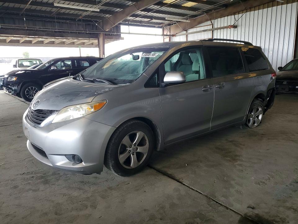 2013 Toyota Sienna VIN 5TDKK3DC6DS381798 COPART salvage auction — REAR END, Ca - Salvage Certificate, sold $2,500 on 2026-07-30 (photo 1)