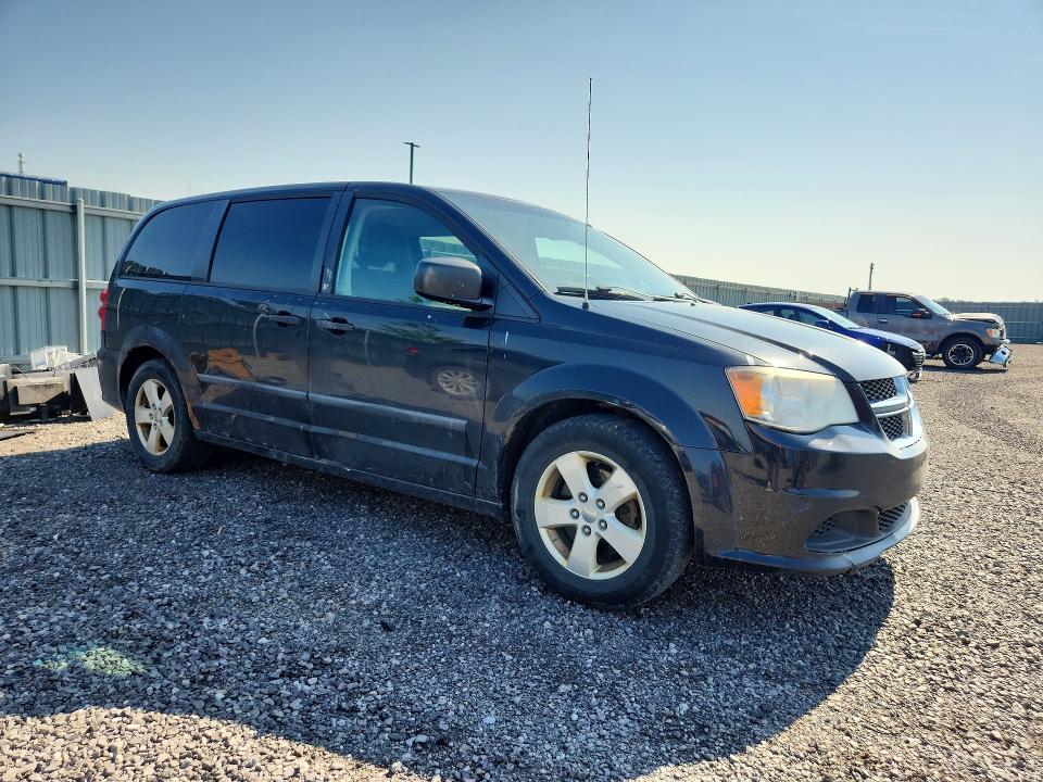 2014 Dodge VIN 2C4RDGBG6ER203132 COPART salvage auction — SIDE, On - Permit No Brand - Unfit, sold $325 on 2026-07-28 (photo 4)