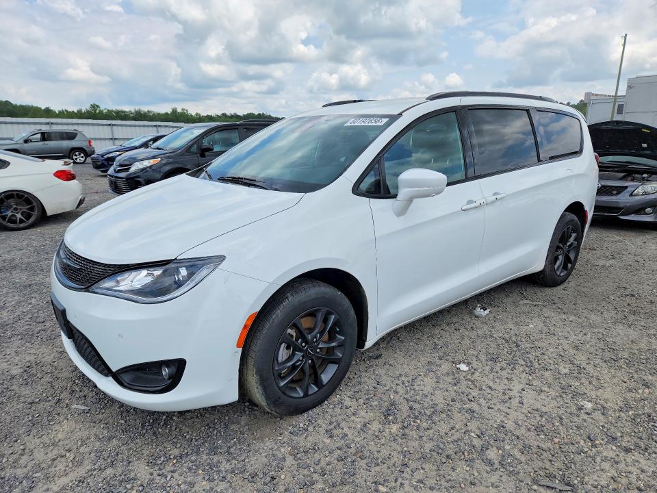 2020 Chrysler Pacifica VIN 2C4RC3BG7LR267821 COPART salvage auction — UNDERCARRIAGE, Va - Cert Of Title-Rebuilt, sold $6,500 on 2026-07-29 (photo 1)