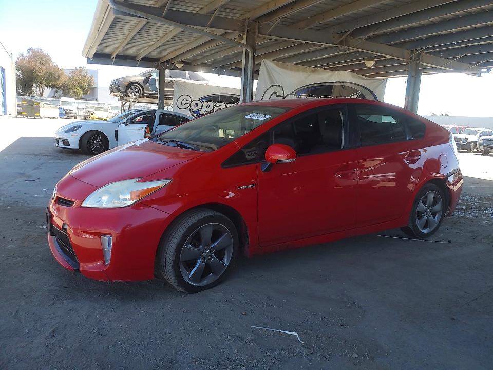 2015 Toyota Prius VIN JTDKN3DU5F0423612 COPART salvage auction — SIDE, CA - SALVAGE CERTIFICATE, sold $15 on 2026-07-21 (photo 1)
