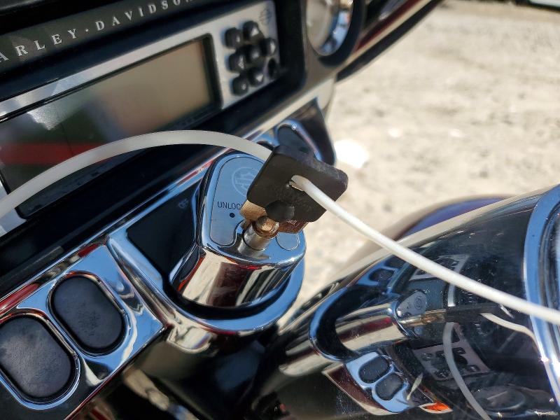 2012 Harley-davidson Fl VIN 1HD1KBM13CB647738 COPART salvage auction — SIDE, Ma - Cert Of Title-Reconstrctd Coll, sold $3,450 on 2026-07-08 (photo 8)
