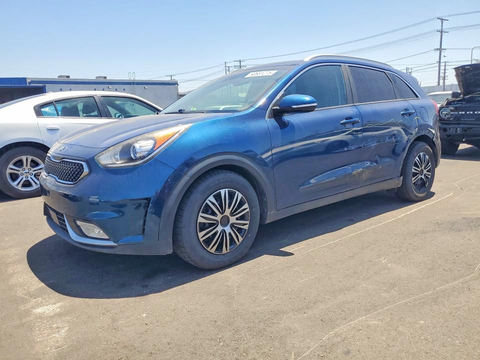 2017 Kia Niro VIN KNDCE3LC1H5072779 COPART salvage auction — SIDE, Salvage Title, sold $1,350 on 2026-07-29 (photo 1)