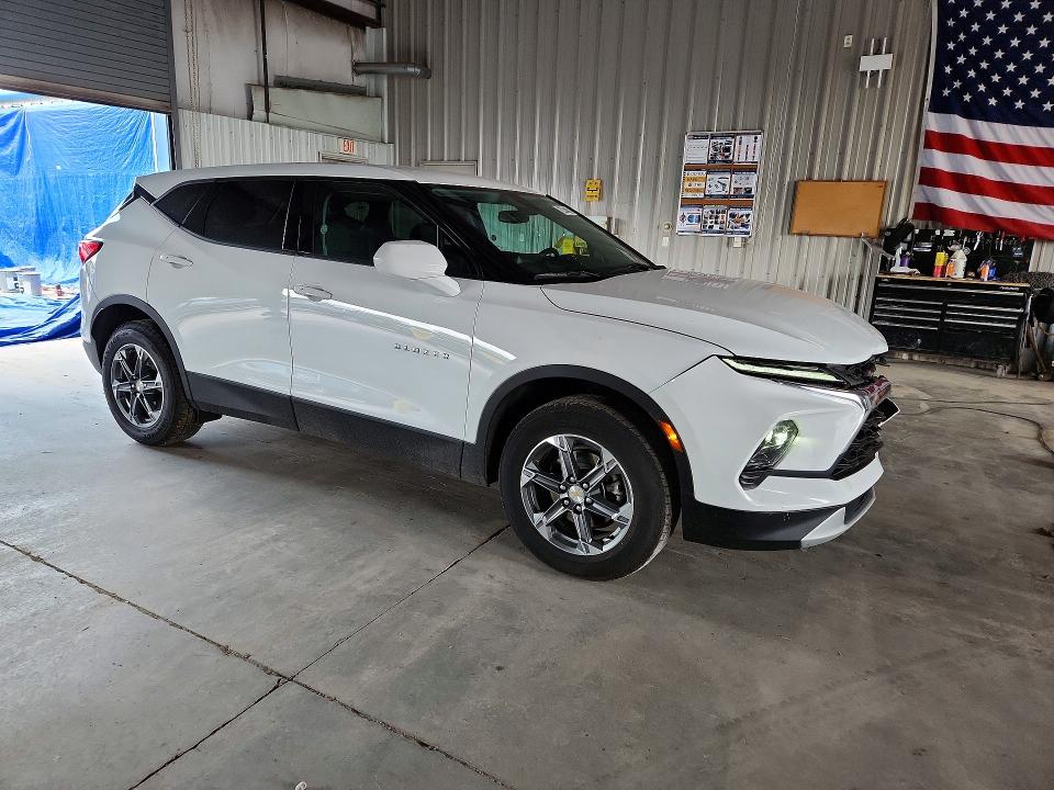 2025 Chevrolet Blazer VIN 3GNKBCR42SS197069 COPART salvage auction — FRONT END, FL - CERT OF TITLE SLVG REBUILDABLE, sold $7,500 on 2026-07-27 (photo 4)