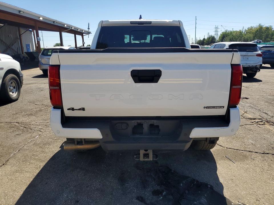 2024 Toyota Tacoma VIN 3TYLC5LN4RT003457 COPART salvage auction — FRONT END, Co - Public - Salvage Title, sold $21,300 on 2026-08-25 (photo 6)