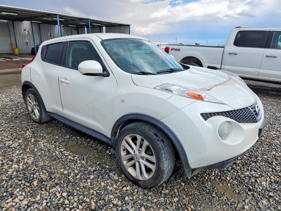 2014 Nissan Juke VIN JN8AF5MV2ET484432 COPART salvage auction — HAIL, Co - Certificate Of Title, sold $375 on 2026-07-28 (photo 4)