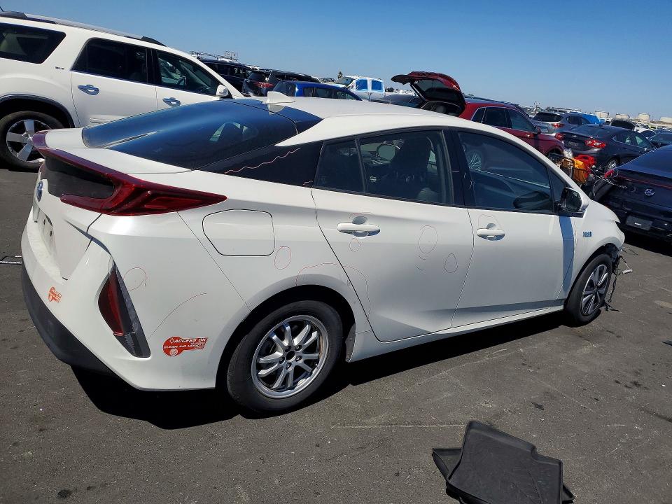 2018 Toyota Prius prime VIN JTDKARFP8J3075530 COPART salvage auction — FRONT END, CA - SALVAGE CERTIFICATE, sold $7,100 on 2026-07-15 (photo 3)