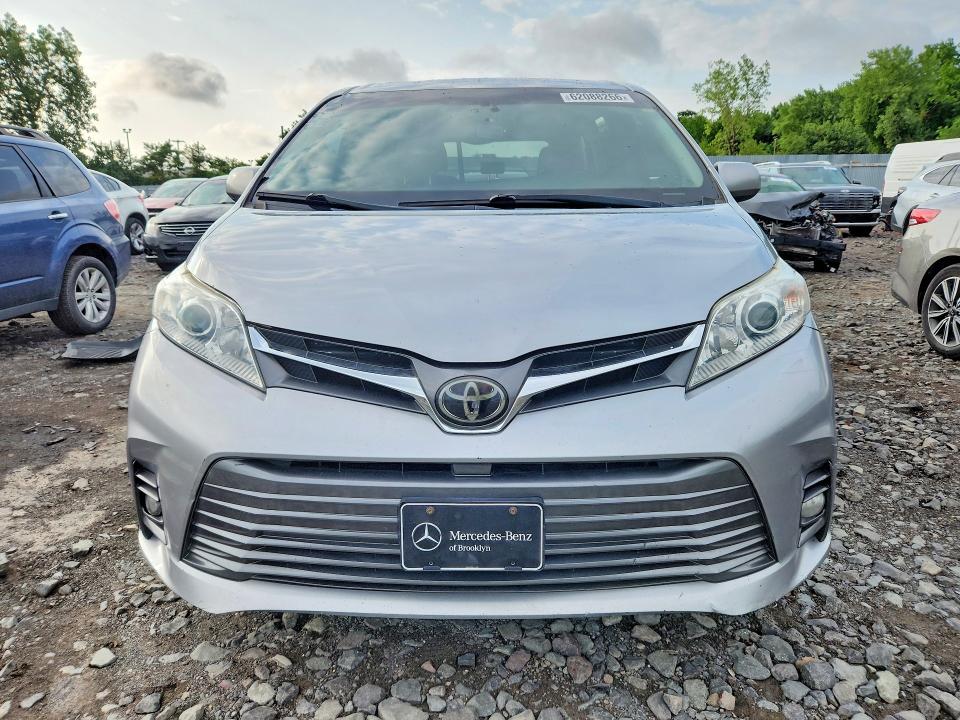2018 Toyota Sienna VIN 5TDYZ3DCXJS927018 COPART salvage auction — MINOR DENT/SCRATCHES, Ny - Certificate Of Title (P), sold $3,150 on 2026-07-28 (photo 5)