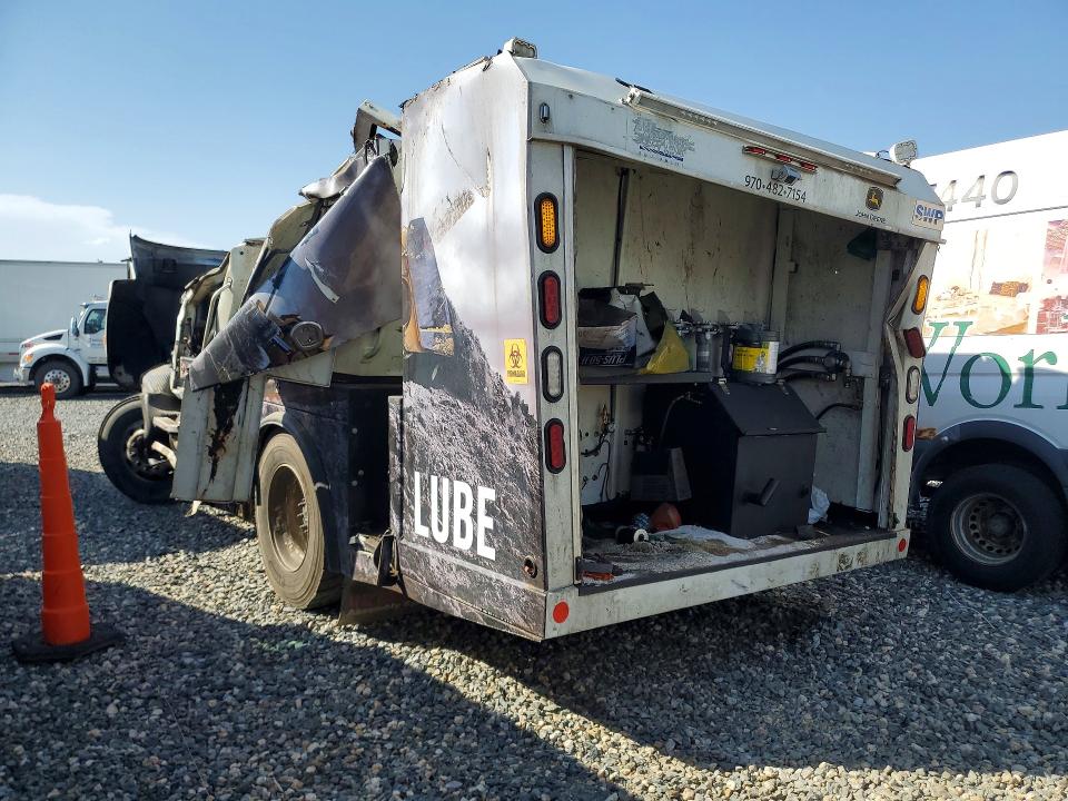 2024 Mack Md VIN 1M2MDBAA7RS013141 COPART salvage auction — ROLLOVER, CO - DIS/DLR/EXP ONLY CLEAN TITLE, sold $5,800 on 2026-09-25 (photo 2)