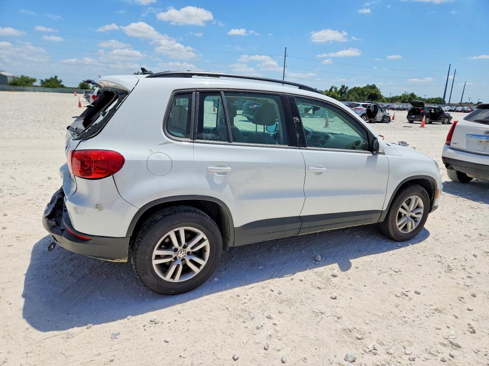 2017 Volkswagen Tiguan VIN WVGBV7AX9HK028390 COPART salvage auction — REAR END, Tx - Salvage Vehicle Title, sold $1,450 on 2026-08-06 (photo 3)