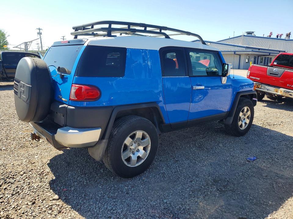 2007 Toyota Fj cruiser VIN JTEBU11F070018879 COPART salvage auction — MINOR DENT/SCRATCHES, Ny - Certificate Of Title (P), sold $6,900 on 2026-07-29 (photo 3)