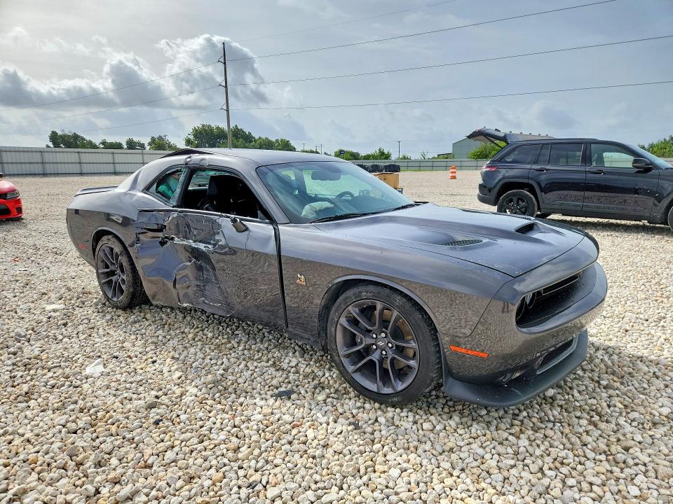 2023 Dodge Challenger VIN 2C3CDZFJ5PH662575 COPART salvage auction — SIDE, Tx - Salvage Vehicle Title, sold $15,400 on 2026-08-20 (photo 4)