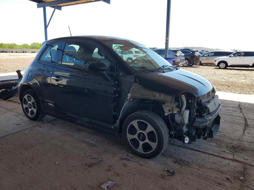 2016 Fiat 500 VIN 3C3CFFGE3GT229466 COPART salvage auction — FRONT END, Az - Cert Of Title - Salvage, sold $650 on 2026-08-04 (photo 4)