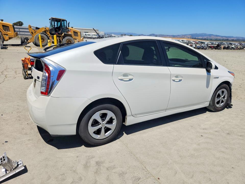 2015 Toyota Prius VIN JTDKN3DU0F0406877 COPART salvage auction — FRONT END, Salvage Title, sold $1,600 on 2026-07-30 (photo 3)