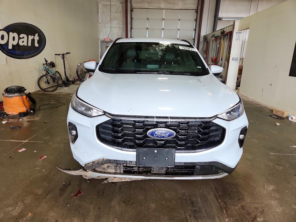2025 Ford Escape VIN 1FMCU9NA5SUB03669 COPART salvage auction — FRONT END, Ne - Certificate Of Title (P), sold $14,900 on 2026-07-27 (photo 5)