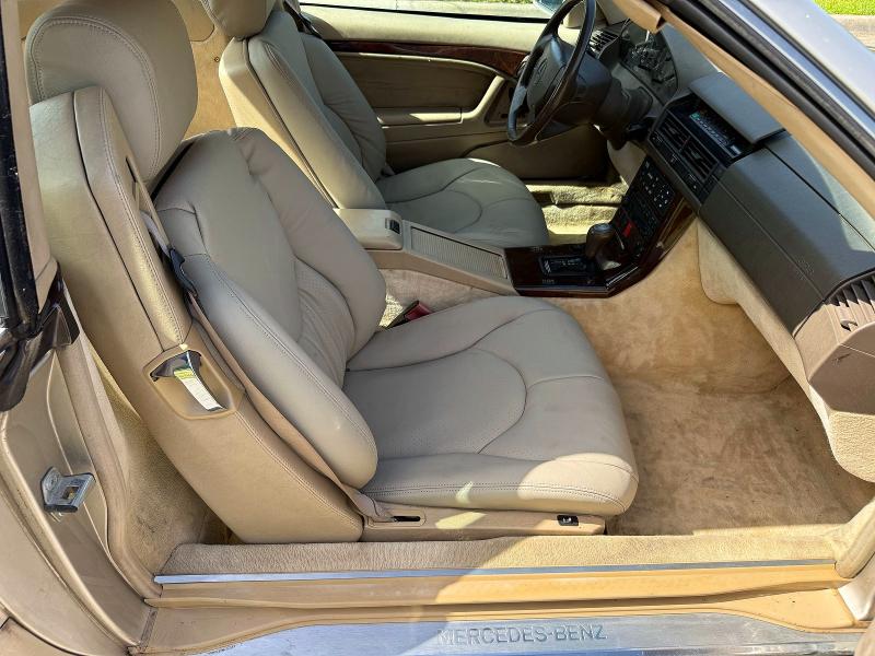 1996 Mercedes-benz Sl-class VIN WDBFA67F2TF131418 COPART salvage auction — NORMAL WEAR, IN - CERTIFICATE OF TITLE (P), sold $4,150 on 2026-07-23 (photo 5)