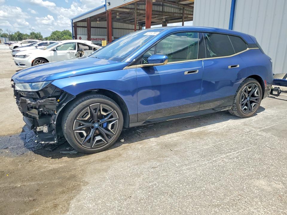 2024 BMW Ix VIN WB523CF06RCR08663 — COPART salvage auction photo