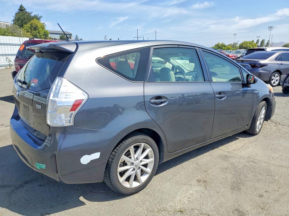 2012 Toyota Prius VIN JTDZN3EU8C3128432 COPART salvage auction — FRONT END, Salvage Title, sold $2,800 on 2026-07-17 (photo 3)