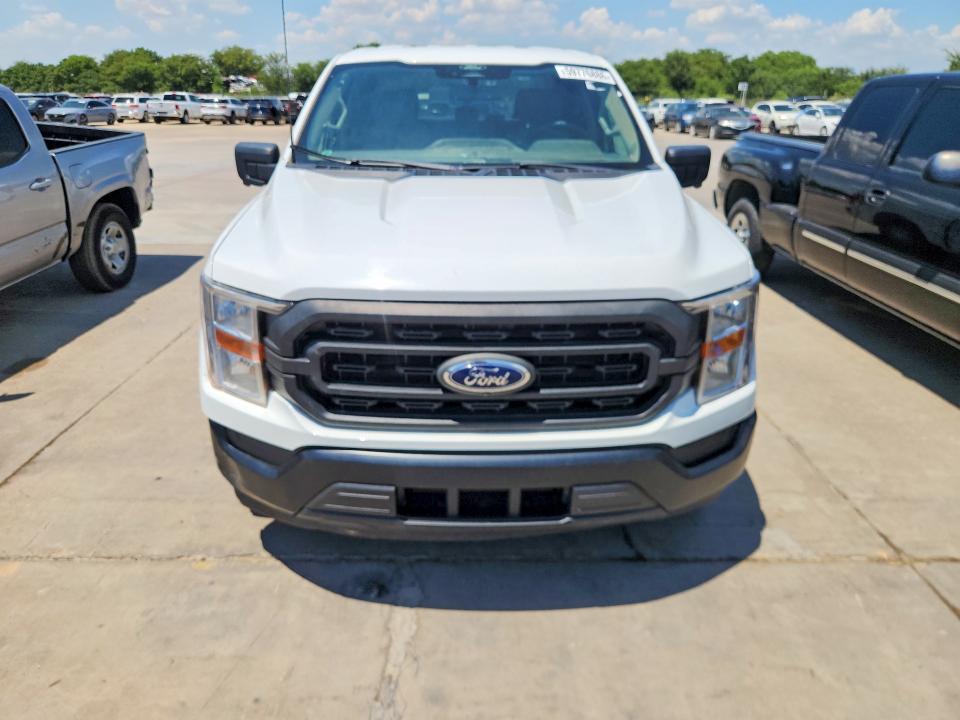 2022 Ford F-150 VIN 1FTFW1CD6NFB26297 COPART salvage auction — NORMAL WEAR, Tx - Certificate Of Title, sold $13,100 on 2026-07-30 (photo 5)
