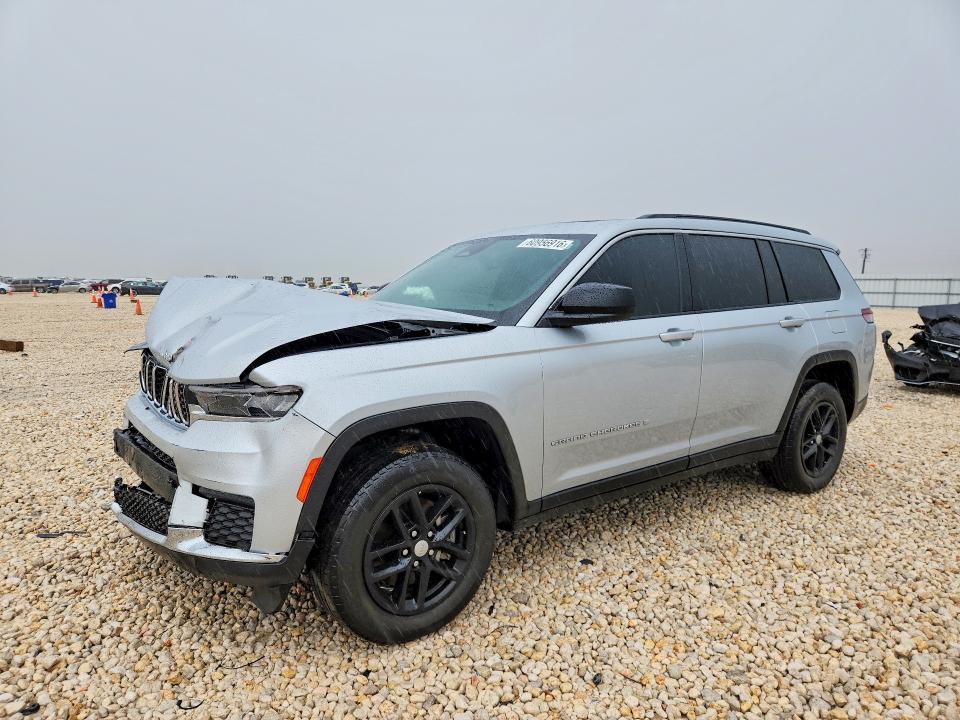 2025 Jeep Cherokee VIN 1C4RJJAG7S8758329 — COPART salvage auction photo