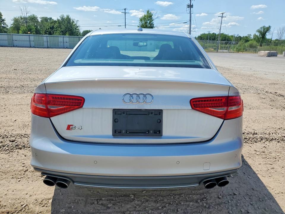 2016 Audi Rs4 VIN WAUBGAFL6GA009248 COPART salvage auction — MINOR DENT/SCRATCHES, Ny - Cert Of Title-Rebuilt Salvage, sold $1,100 on 2026-07-29 (photo 6)