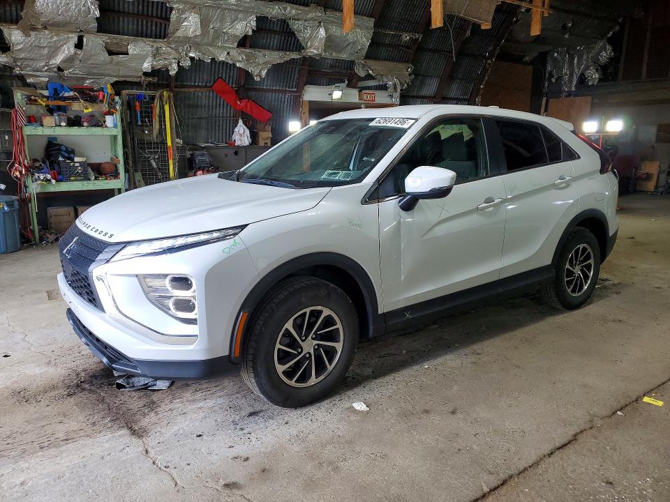 2024 Mitsubishi ECLIPSE VIN JA4ATUAA4RZ055306 — COPART salvage auction photo