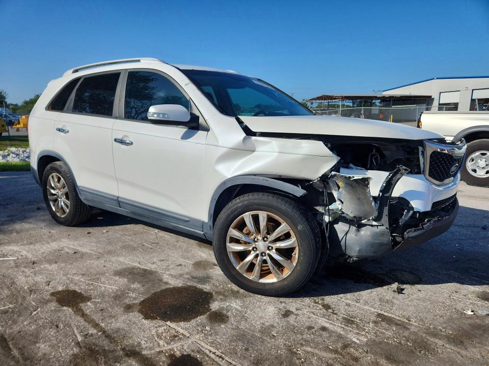 2011 Kia Sorento VIN 5XYKU4A19BG038576 COPART salvage auction — FRONT END, FL - CERT OF TITLE SLVG REBUILDABLE, sold $575 on 2026-07-28 (photo 4)
