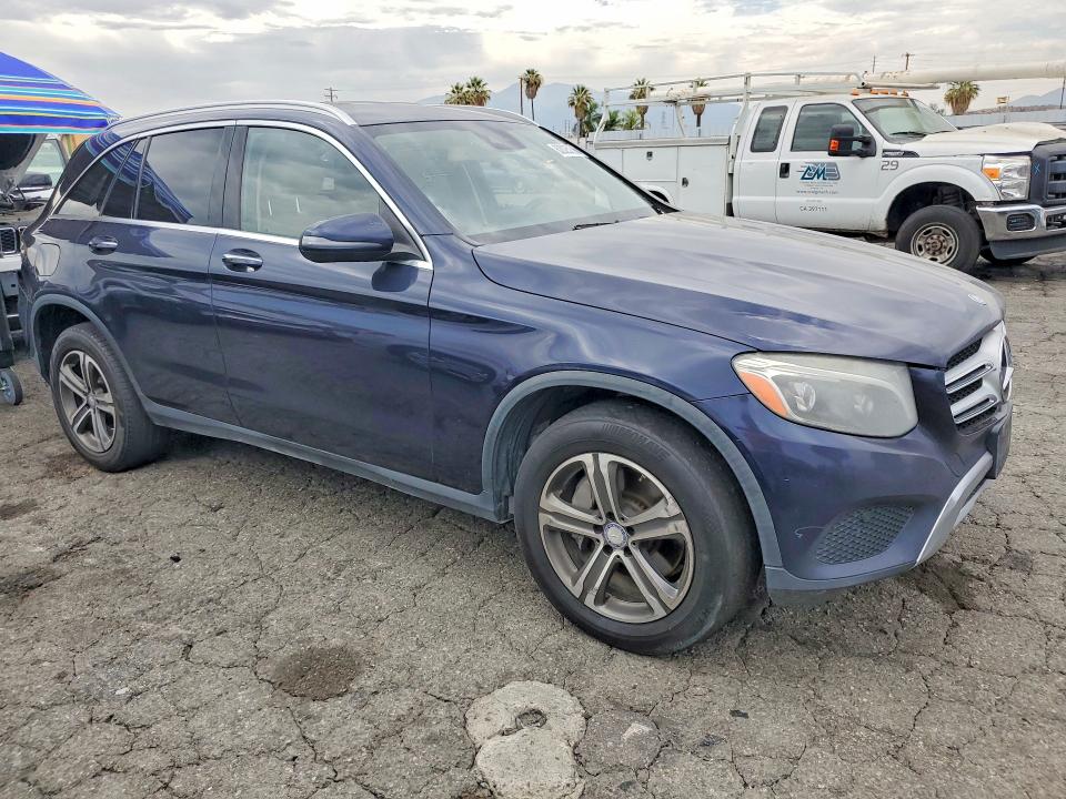 2016 Mercedes-benz Glc class VIN WDC0G4JB9GF059133 COPART salvage auction — MINOR DENT/SCRATCHES, CA - DIS/DLR/EXP ONLY CLEAN TITLE (P), sold $2,900 on 2026-08-10 (photo 4)