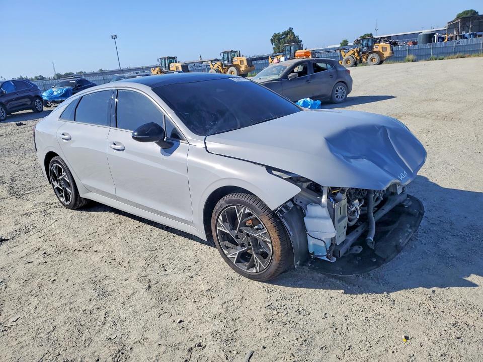 2025 Kia K5 VIN KNAG64J78S5394561 COPART salvage auction — FRONT END, CA - CERTIFICATE OF TITLE, sold $100 on 2026-07-28 (photo 4)