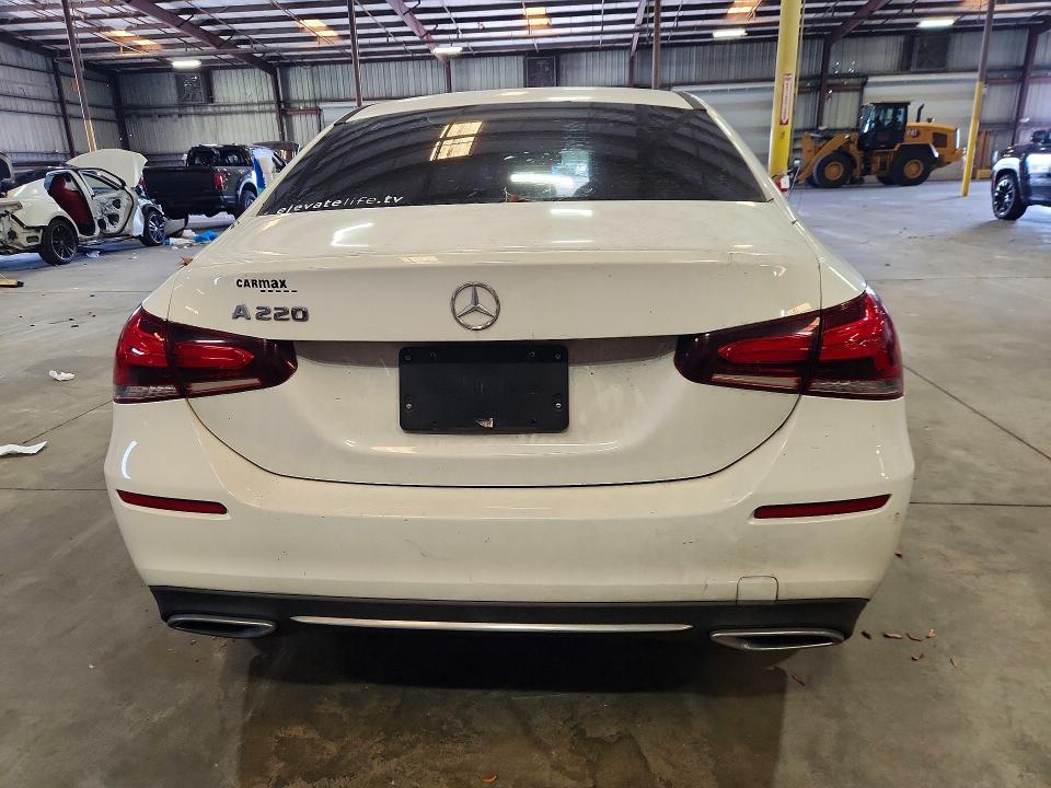 2019 Mercedes-benz VIN WDD3G4EB5KW000477 COPART salvage auction — MECHANICAL, Fl - Certificate Of Title, sold $7,400 on 2026-08-12 (photo 6)