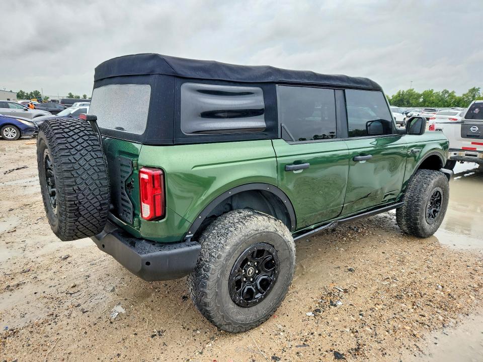 2022 Ford Bronco VIN 1FMEE5DH2NLA80763 COPART salvage auction — SIDE, Tx - Salvage Vehicle Title, sold $20,300 on 2026-07-28 (photo 3)