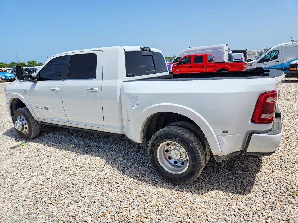 2022 Ram 3500 VIN 3C63RRNL8NG135215 COPART salvage auction — NORMAL WEAR, Fl - Cert Of Title Slvg Rebuildable, sold $7,400 on 2026-07-29 (photo 2)