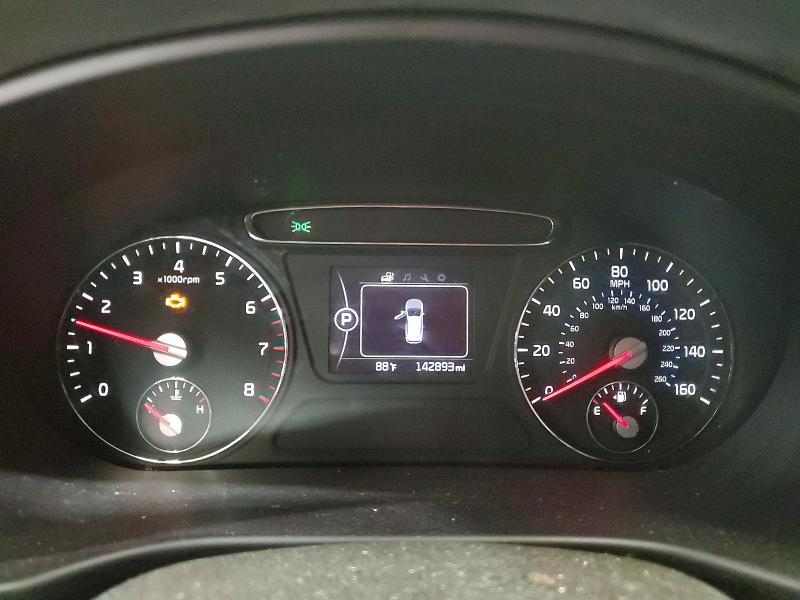 2018 Kia Sorento VIN 5XYPGDA32JG352244 COPART salvage auction — MINOR DENT/SCRATCHES, Wv - Certificate Of Title (P), sold $3,900 on 2026-07-21 (photo 9)