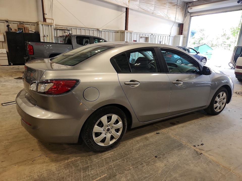 2012 Mazda 3 VIN JM1BL1UG9C1591683 COPART salvage auction — FRONT END, Wi - Certificate Of Title, sold $775 on 2026-07-15 (photo 3)