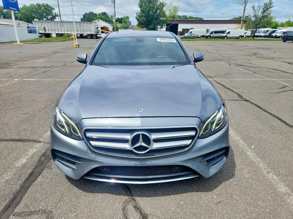 2018 Mercedes-benz VIN WDDZF4KB9JA329955 COPART salvage auction — MINOR DENT/SCRATCHES, Mi - Certificate Of Title, sold $2,300 on 2026-07-21 (photo 5)