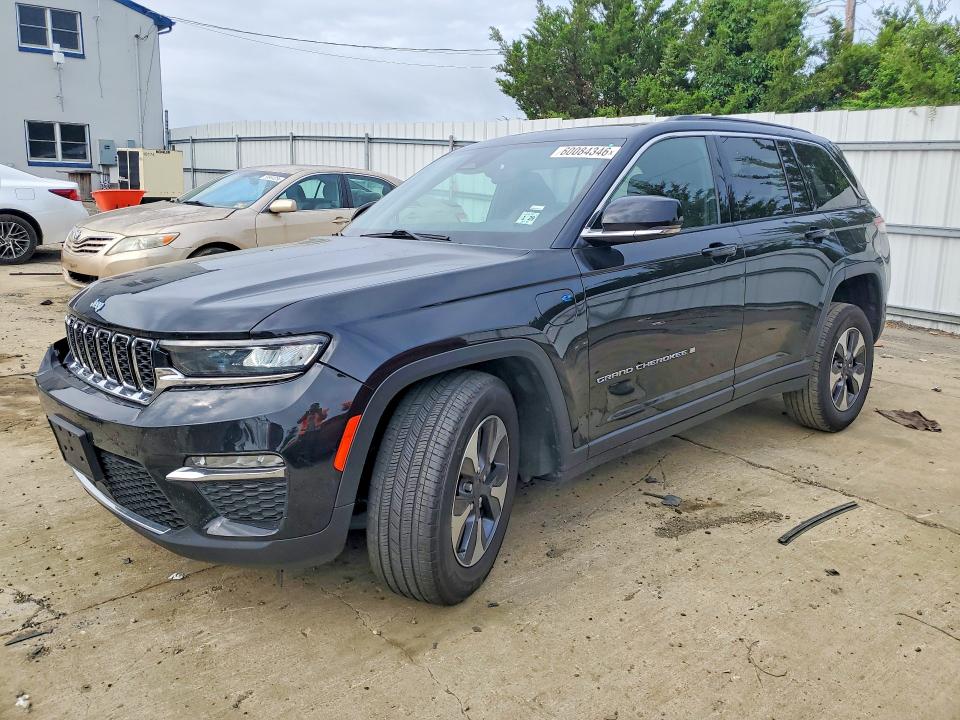 2024 Jeep Cherokee VIN 1C4RJYB69RC120301 COPART salvage auction — FRONT END, Nj - Certificate Of Title (P), sold $11,600 on 2026-07-29 (photo 1)