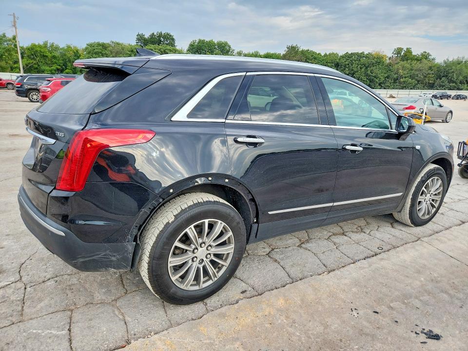 2017 Cadillac Xt5 VIN 1GYKNDRS5HZ124286 COPART salvage auction — NORMAL WEAR, OK - CERTIFICATE OF TITLE, sold $4,500 on 2026-08-04 (photo 3)