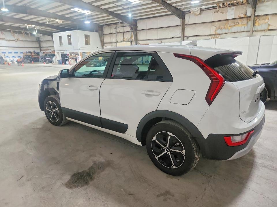 2026 Kia Niro VIN KNDCP3LE5T5318575 COPART salvage auction — PARTIAL REPAIR, TN - CERTIFICATE OF TITLE, sold $10,400 on 2026-07-20 (photo 2)