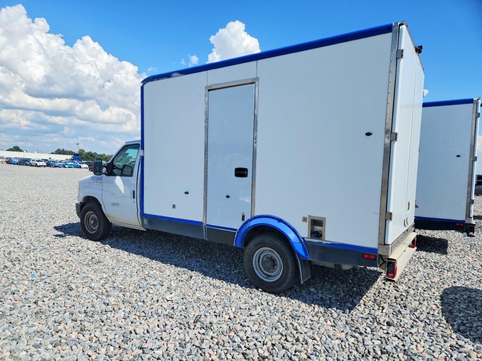 2023 Ford Econoline VIN 1FDWE3FK1PDD08489 COPART salvage auction — MINOR DENT/SCRATCHES, FL - CERTIFICATE OF TITLE (P), sold $8,700 on 2026-07-28 (photo 2)