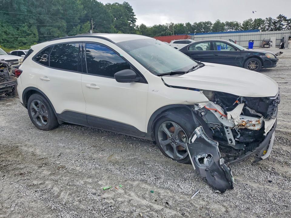 2025 Ford Escape VIN 1FMCU0MZ7SUB42458 COPART salvage auction — FRONT END, Al - Certificate Of Title (P), sold $12,600 on 2026-07-27 (photo 4)