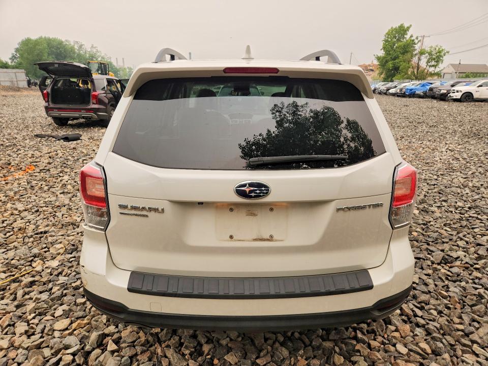2018 Subaru Forester VIN JF2SJAEC8JH516013 COPART salvage auction — FRONT END, Salvage Title, sold $950 on 2026-07-28 (photo 6)