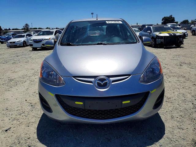 2011 Mazda 2 VIN JM1DE1HZ4B0125534 COPART salvage auction — REAR END, CA - SALVAGE CERTIFICATE, sold $750 on 2026-07-23 (photo 5)