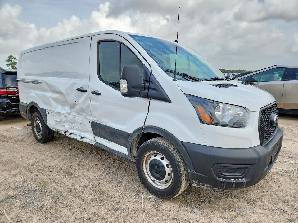 2024 Ford Transit VIN 1FTYE1Y85RKB90738 COPART salvage auction — SIDE, Tx - Salvage Vehicle Title, sold $10,900 on 2026-07-24 (photo 4)