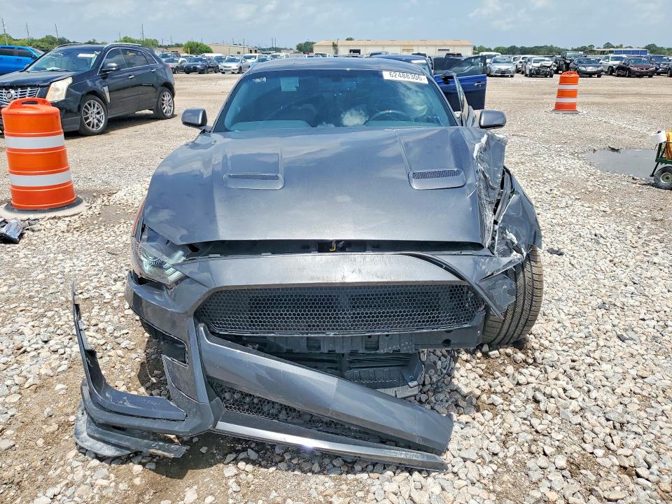 2020 Ford Mustang VIN 1FA6P8CF7L5124378 COPART salvage auction — FRONT END, Tx - Salvage Vehicle Title, sold $10,600 on 2026-08-20 (photo 5)