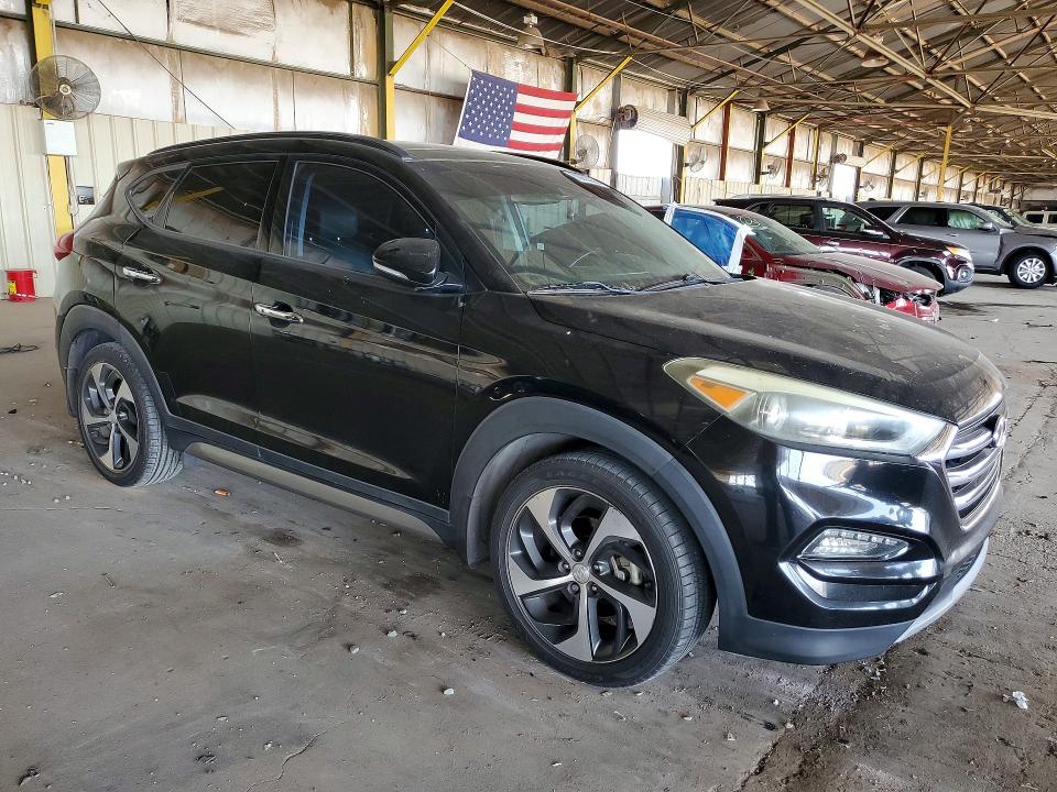 2017 Hyundai Tucson VIN KM8J33A26HU331372 COPART salvage auction — NORMAL WEAR, Az - Certificate Of Title, sold $625 on 2026-07-27 (photo 4)