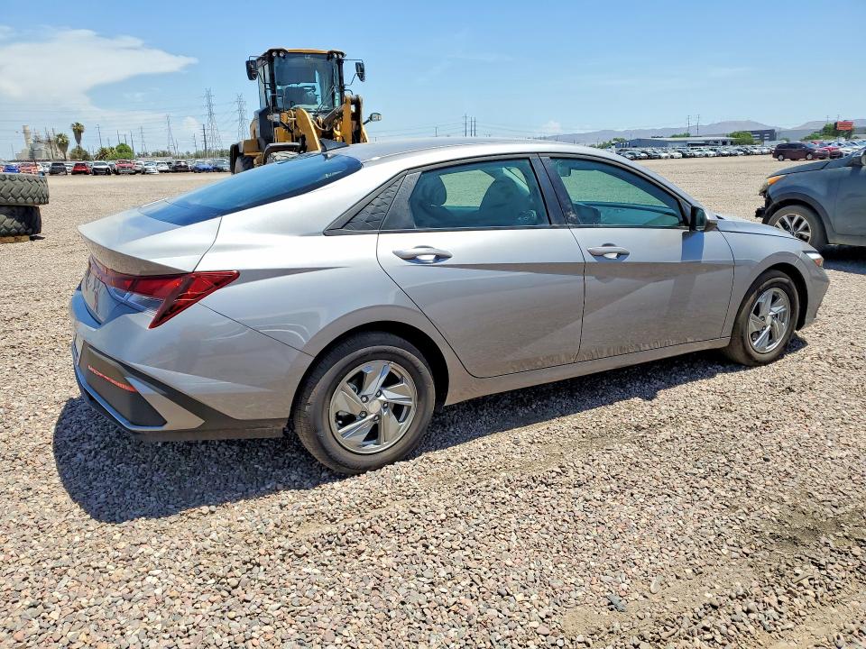2026 Hyundai Elantra VIN KMHLL4DG2TU099254 COPART salvage auction — NORMAL WEAR, Az - Certificate Of Title (P), sold $11,500 on 2026-07-29 (photo 3)