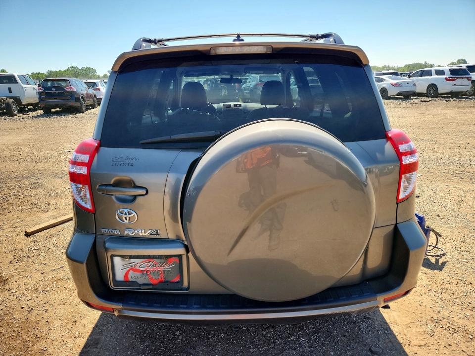2010 Toyota Rav4 VIN 2T3ZF4DV6AW049512 COPART salvage auction — MINOR DENT/SCRATCHES, IL - CERTIFICATE OF TITLE, sold $2,750 on 2026-07-09 (photo 6)