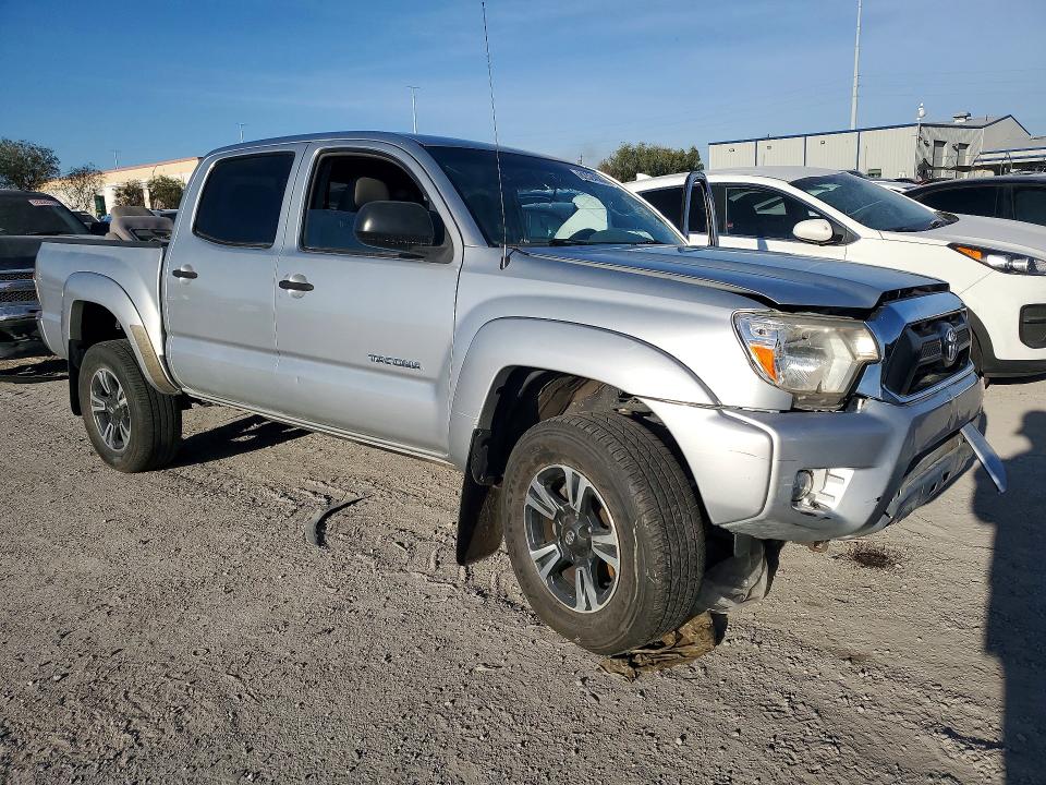 2012 Toyota Tacoma VIN 5TFJU4GNXCX014601 COPART salvage auction — FRONT END, Ca - Salvage Certificate, sold $425 on 2026-07-30 (photo 4)