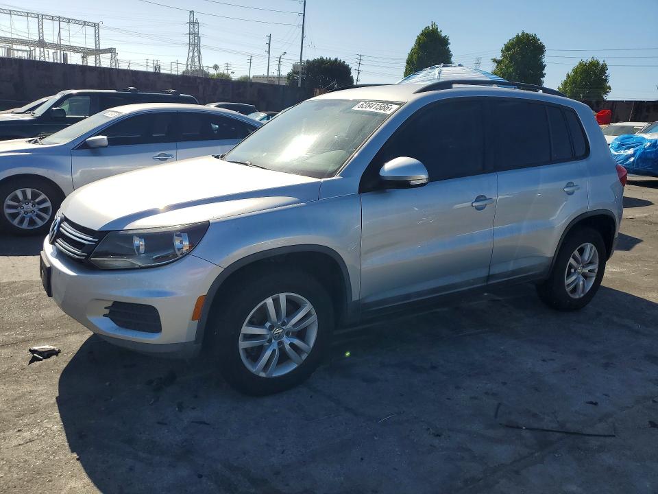 2016 Volkswagen Tiguan VIN WVGAV7AX6GW525884 COPART salvage auction — NORMAL WEAR, Ca - Dis/Dlr/Exp Only Clean Title, sold $1,700 on 2026-07-29 (photo 1)
