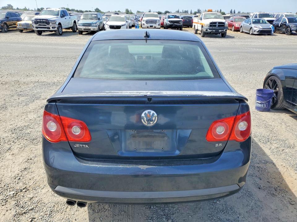 2006 Volkswagen Jetta VIN 3VWSG71K66M718930 COPART salvage auction — FRONT END, CA - SALVAGE CERTIFICATE, sold $375 on 2026-07-09 (photo 6)